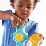 Guidecraft Grippies Stackers – Magnet-Bauset mit X-Blöcken & Zylindern – Bild 3