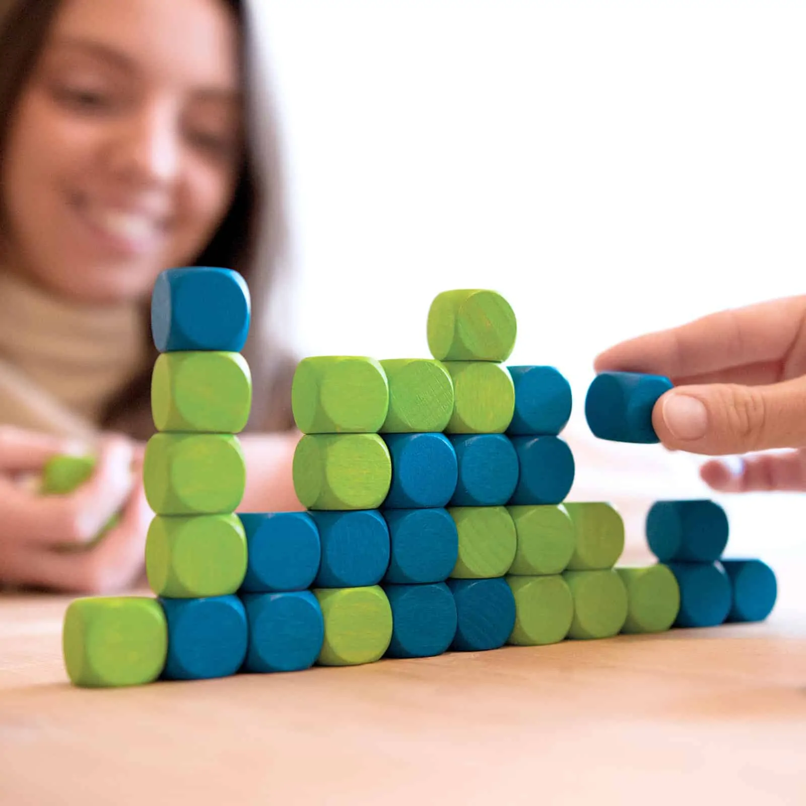 Connecting-cubes-02-1 Connecting-cubes-01