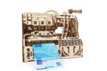 UGEARS Registrierkasse - mechanischer Holzbausatz