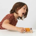 Lubulona - Holzlastwagen Ocker