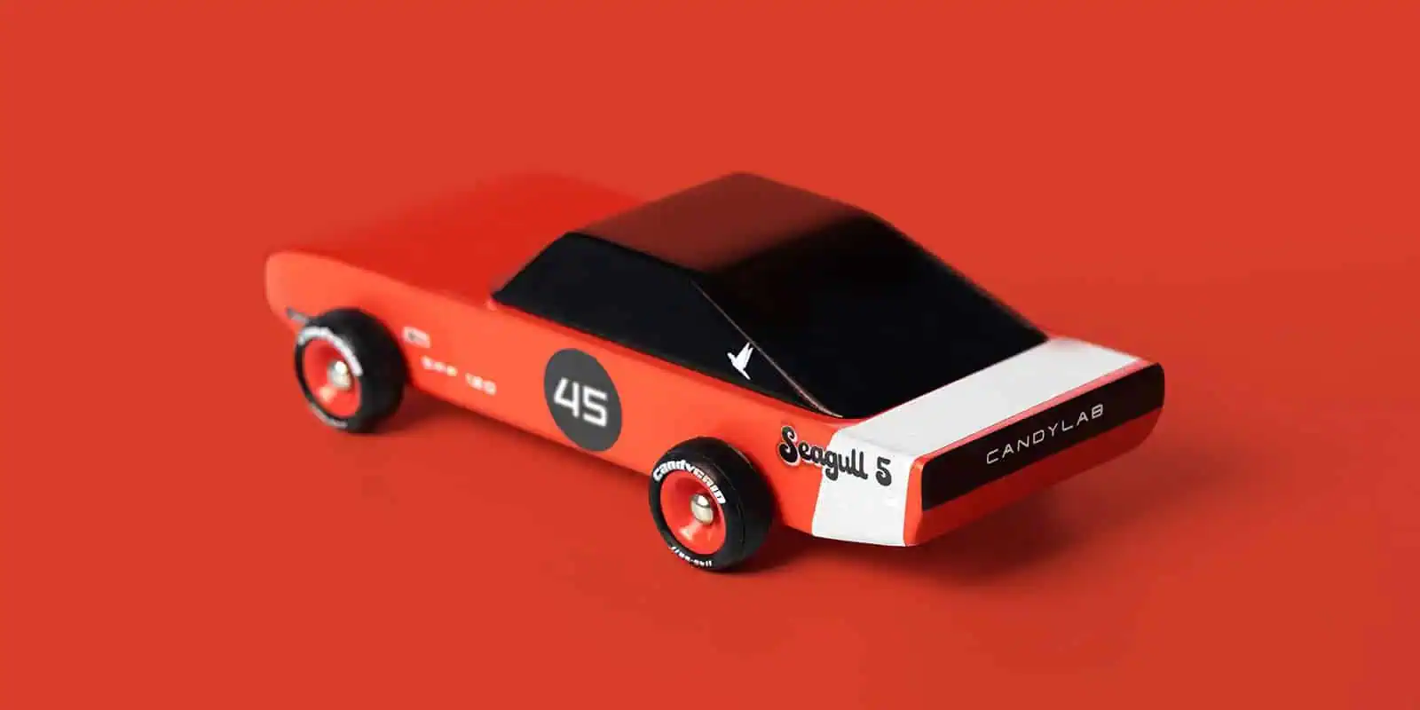 1_SeagullRed_QRear_Red Seagull Red