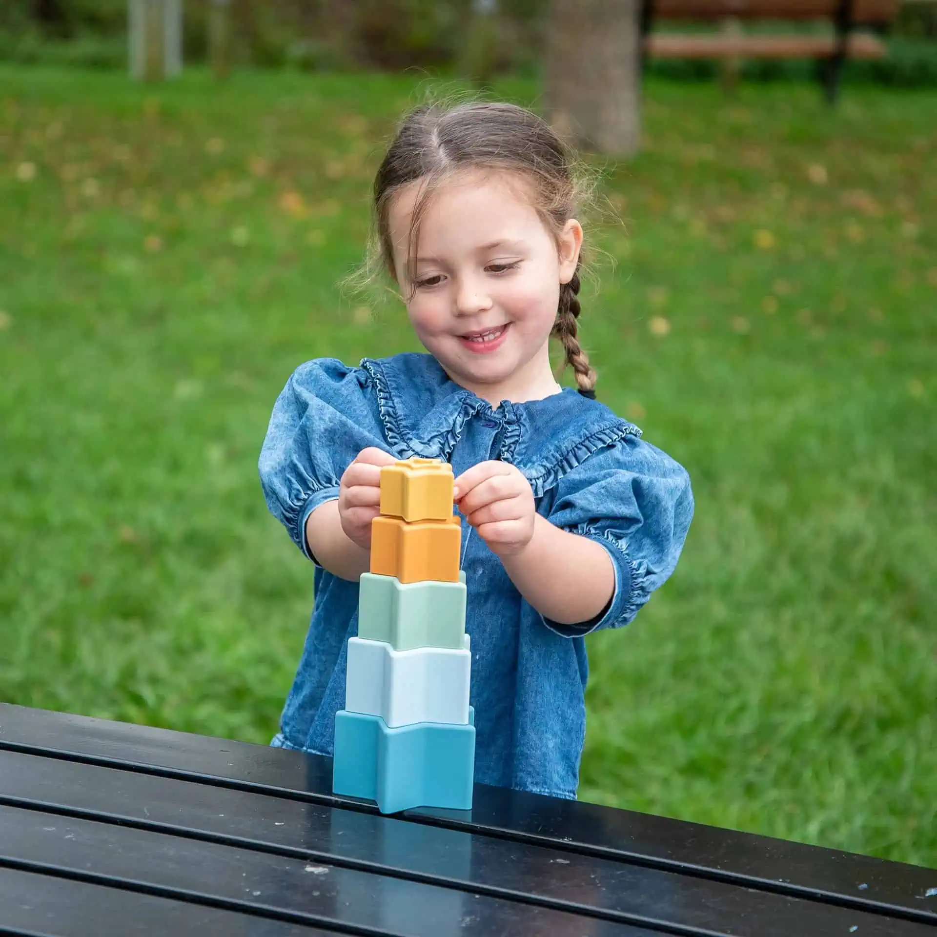 Tickit-Silisoft-stackingcups-54545 (3)